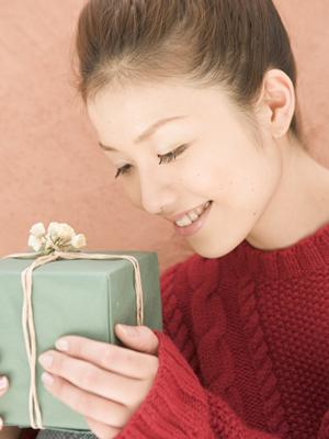 カラコンで人気なのは「ちゅるん系」